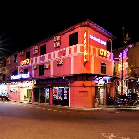 Taj Grand Hotel Malacca Buitenkant foto